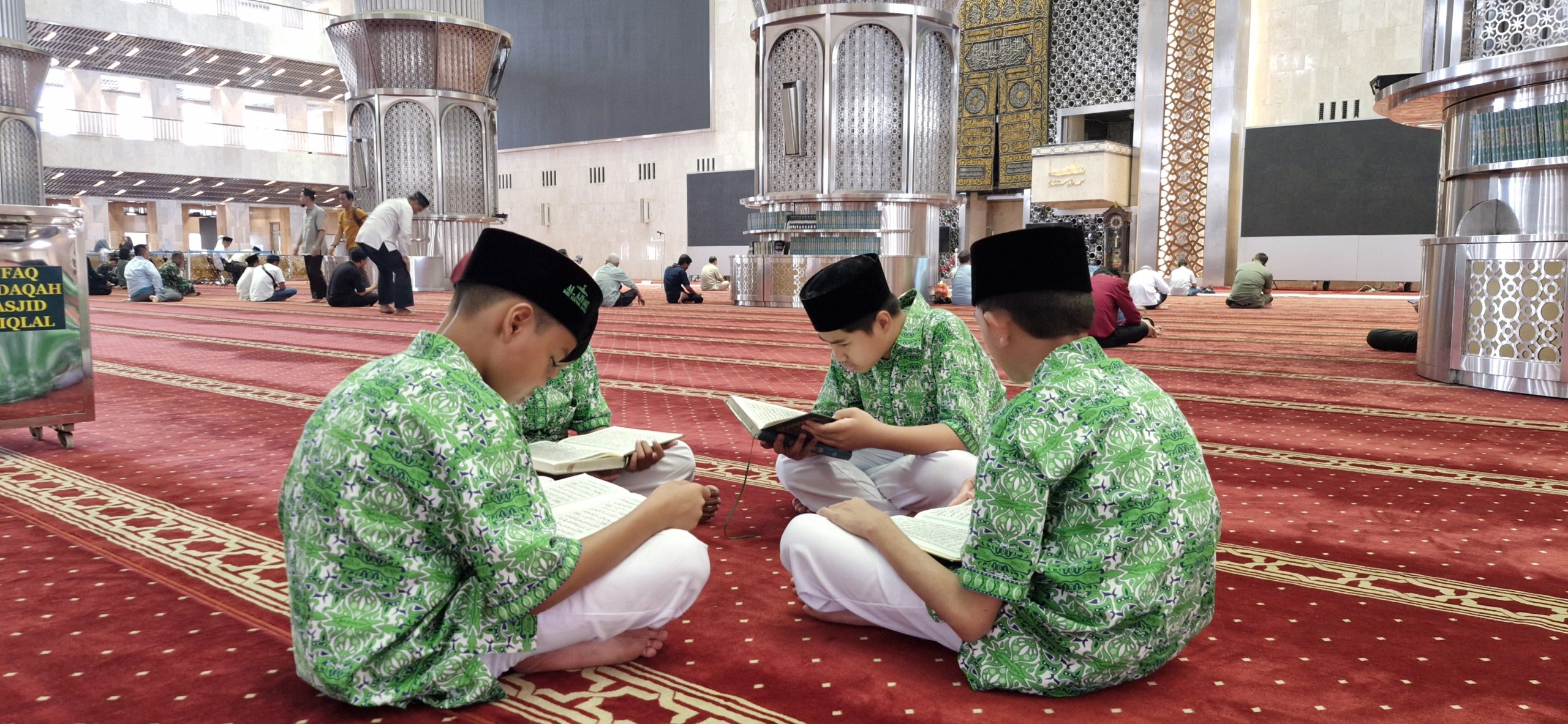 Sekolah%20Islam%20Al Azhar%20BSD@Cibitung